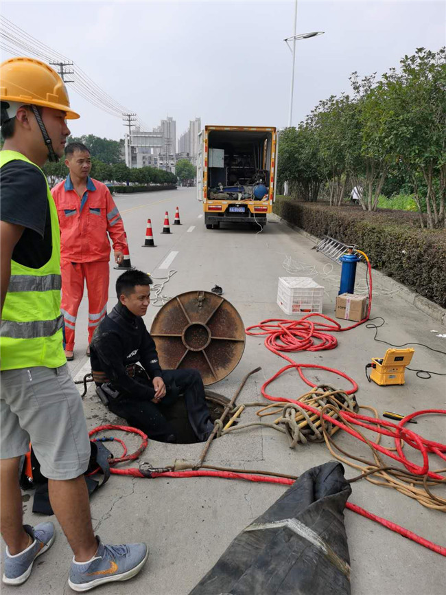 垫江翻衬法管道修复技术主要工序